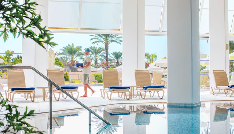4* Louis Imperial Beach
