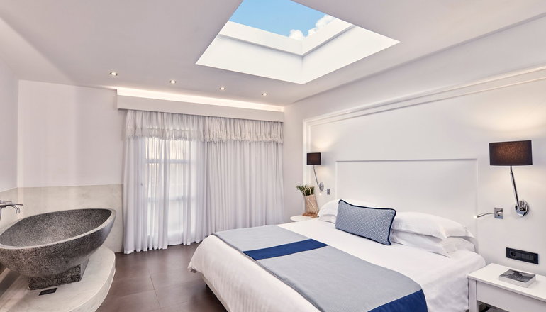 4* Aressana Spa Hotel & Suites