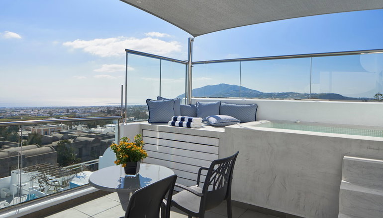 4* Aressana Spa Hotel & Suites