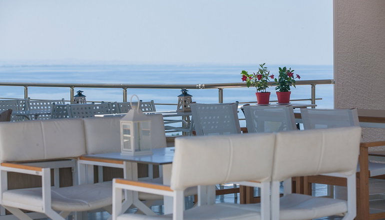 12 Olympian Gods Hotel - Πλαταμώνας Πιερίας