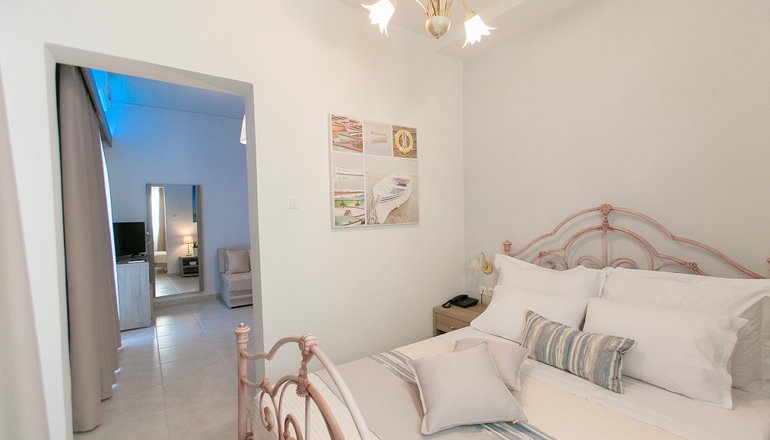 12 Olympian Gods Hotel - Πλαταμώνας Πιερίας