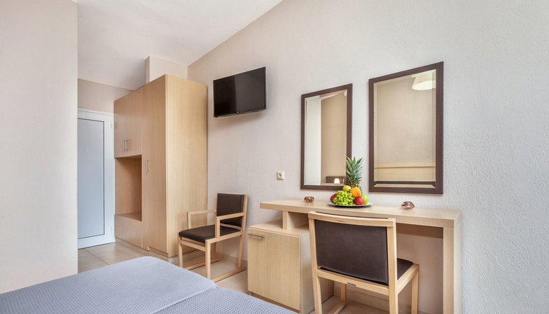 Iris Hotel -  Κασσάνδρα, Χαλκιδική