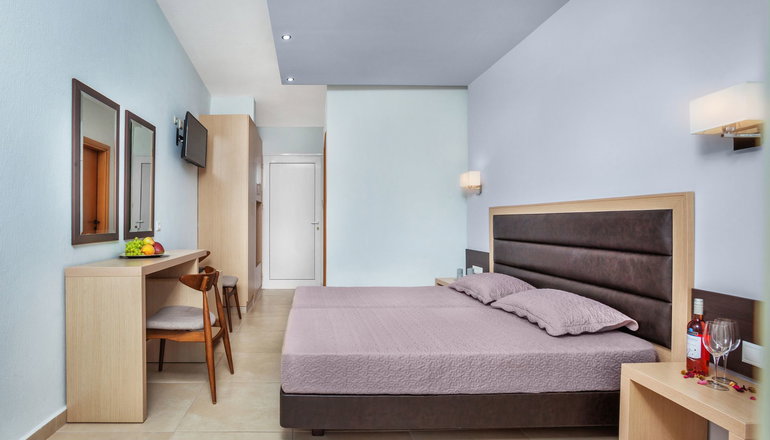 Iris Hotel -  Κασσάνδρα, Χαλκιδική