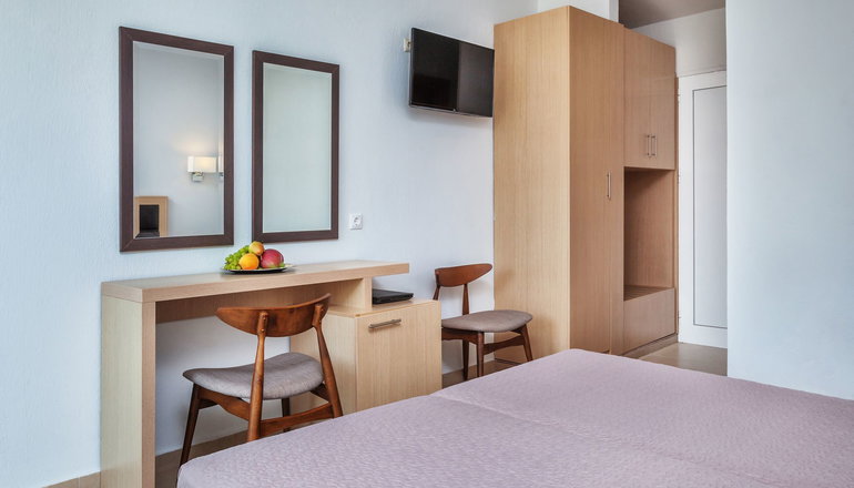 Iris Hotel -  Κασσάνδρα, Χαλκιδική
