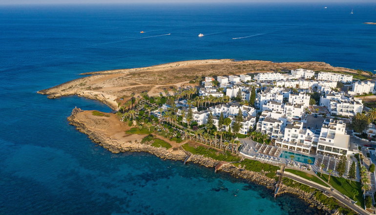 4* Nausicaa Beach