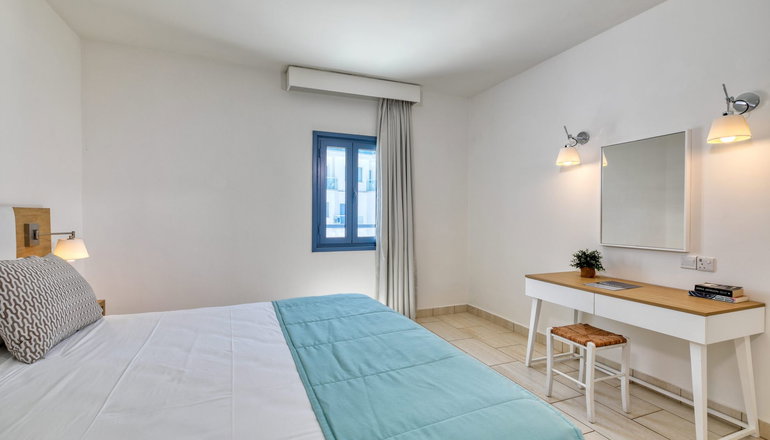 4* Nausicaa Beach