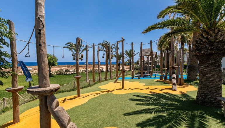 4* Nausicaa Beach