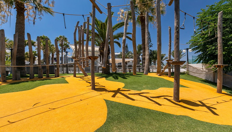 4* Nausicaa Beach