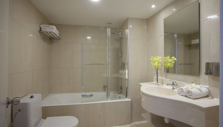 4* Nausicaa Beach