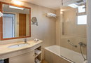 4* Pearl Beach
