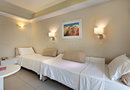 4* Pearl Beach