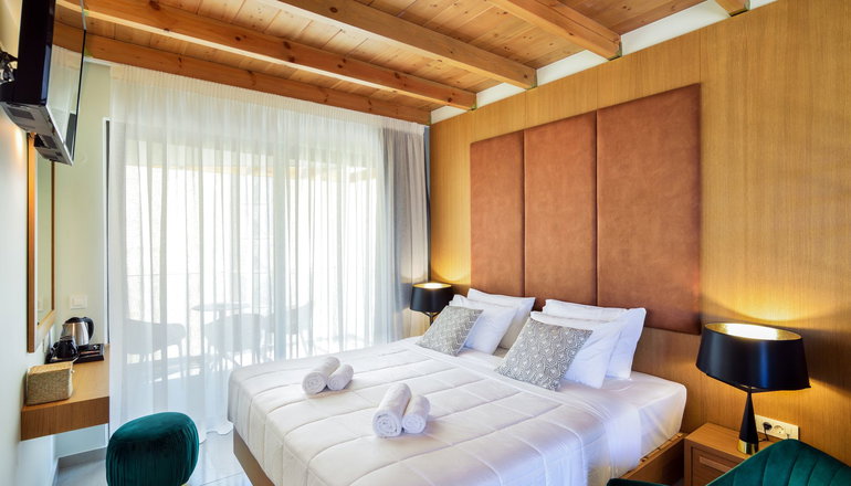4* Elia Agia Marina