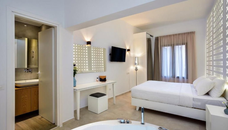 Elia Portou Luxury Residence