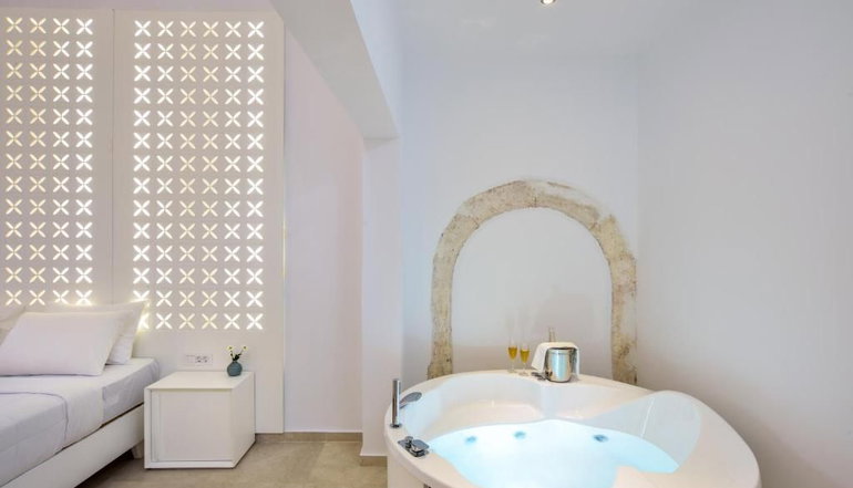 Elia Portou Luxury Residence