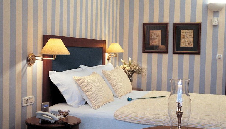5* Grand Resort Lagonissi