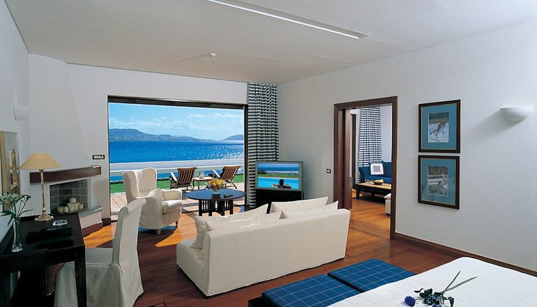 5* Grand Resort Lagonissi