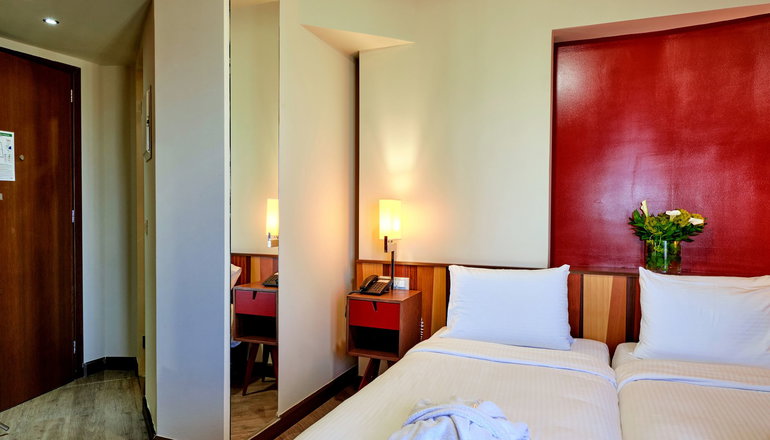 4* Lato Annex Boutique Rooms