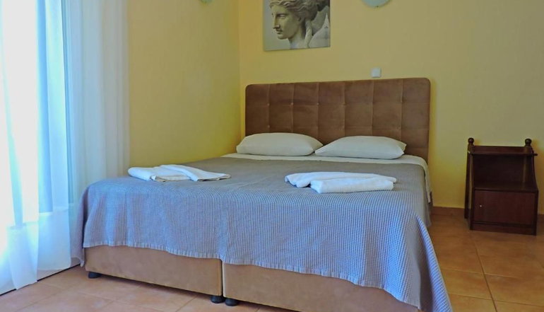 Julia Hotel - Φούρκα, Χαλκιδική