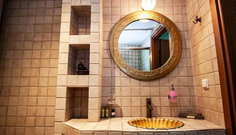 Elia Portou Rooms