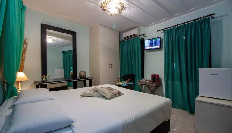 Elia Portou Rooms