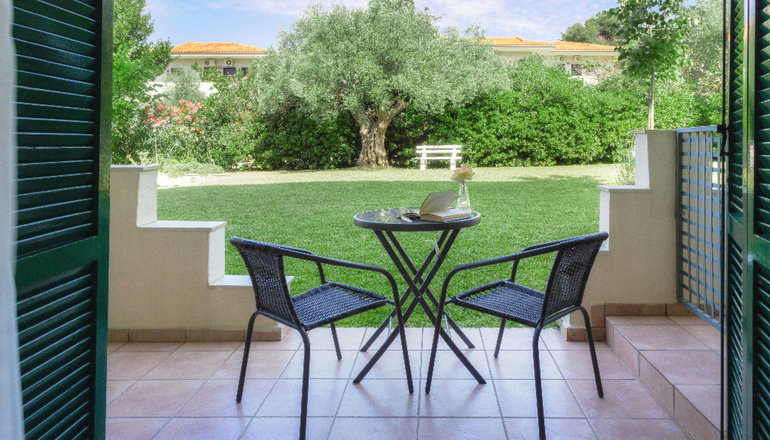 Julia Hotel - Φούρκα, Χαλκιδική
