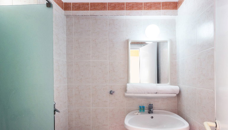 Julia Hotel - Φούρκα, Χαλκιδική
