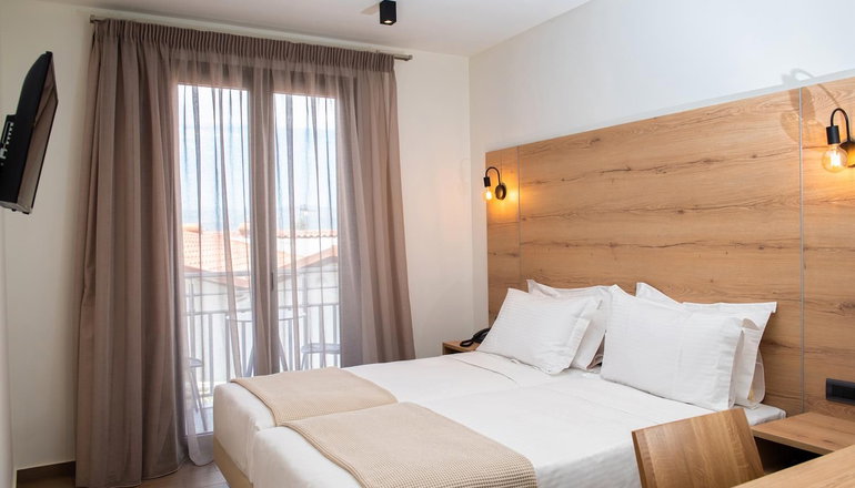 Liberty Of Nafplio