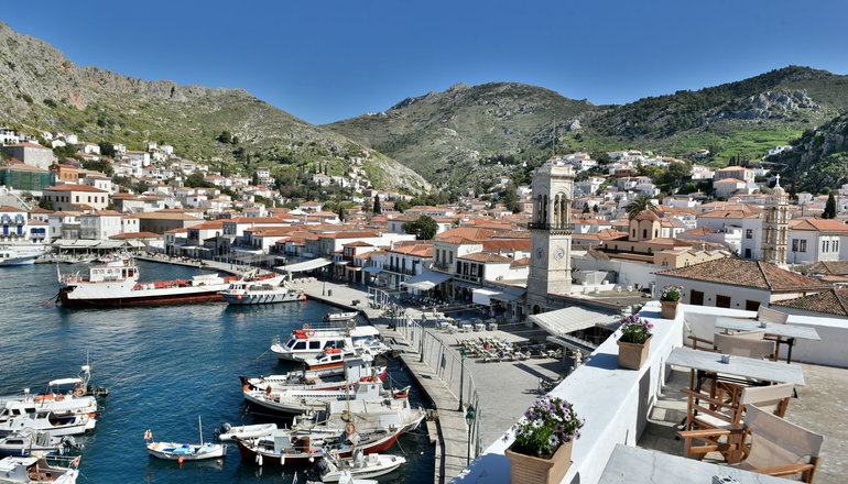 4* Douskos Port House