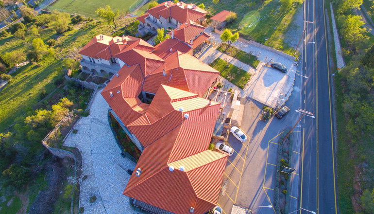 4* Aegli Hotel