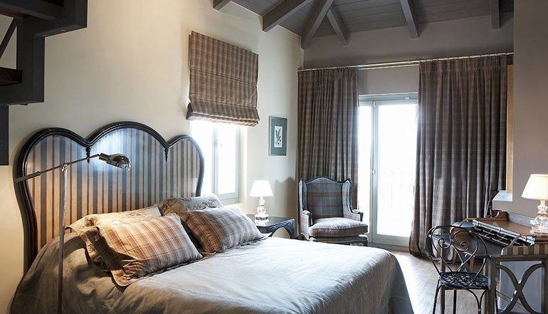 4* Aegli Hotel
