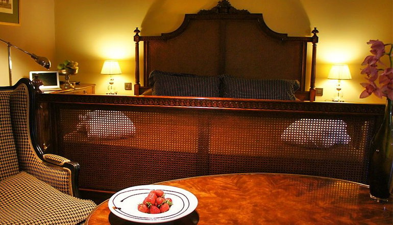 4* Aegli Hotel