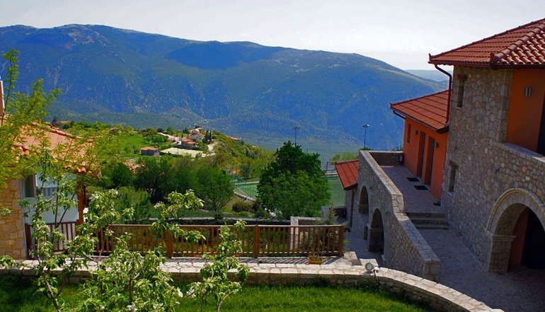 4* Aegli Hotel