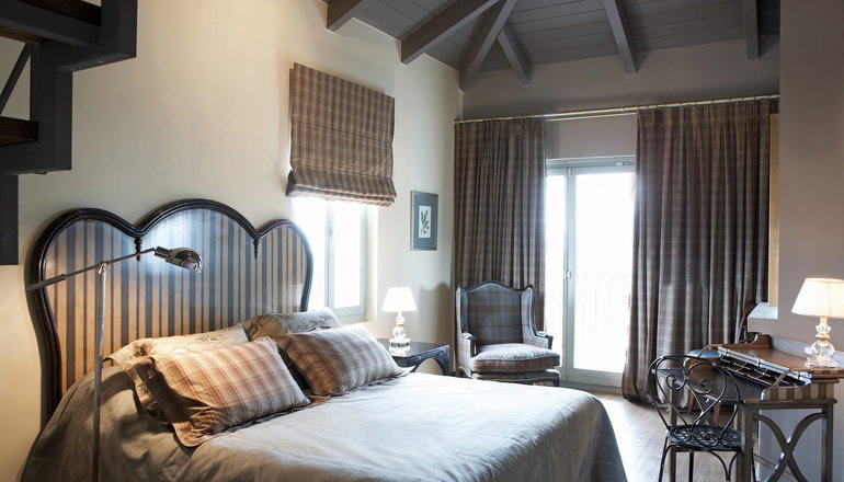 4* Aegli Hotel