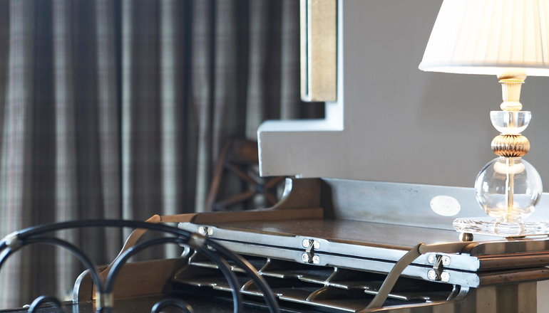 4* Aegli Hotel