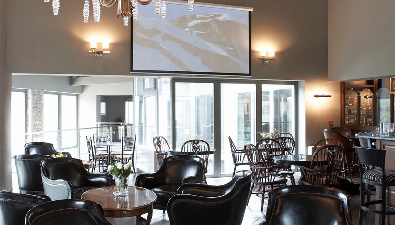 4* Aegli Hotel