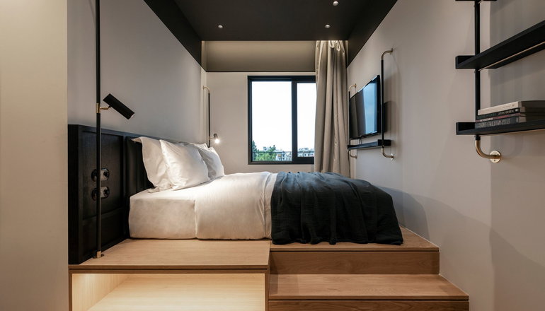 4* The Modernist Athens