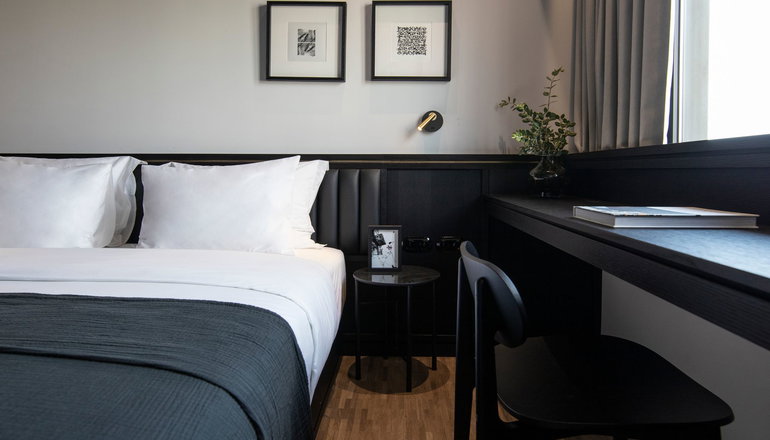 4* The Modernist Athens
