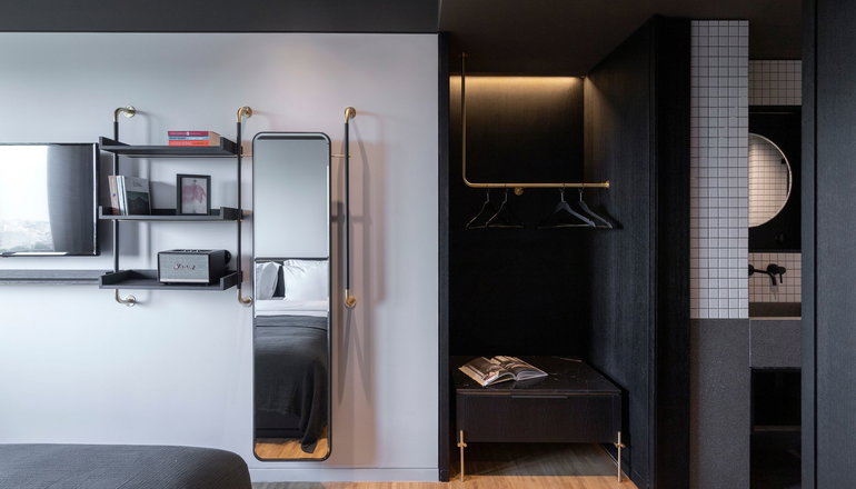 4* The Modernist Athens