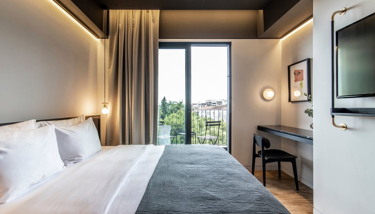 4* The Modernist Athens