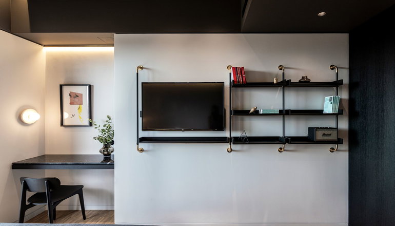 4* The Modernist Athens