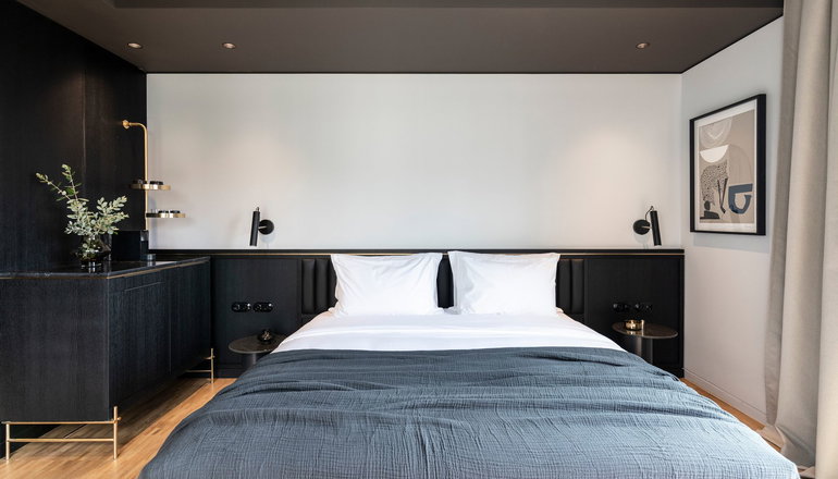 4* The Modernist Athens