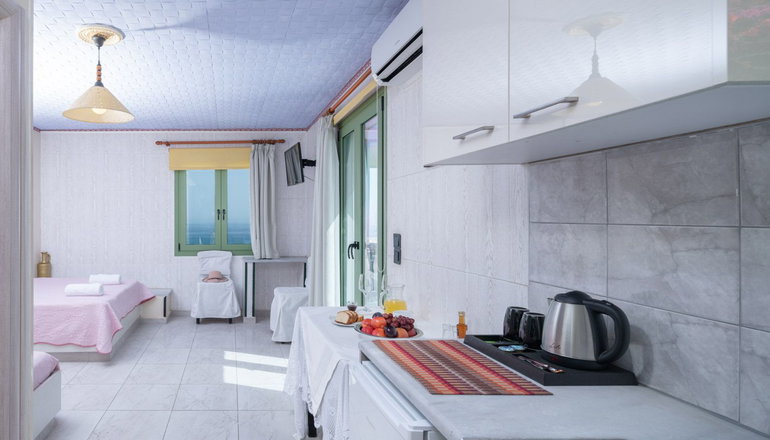 4* Korifi Suites Collection
