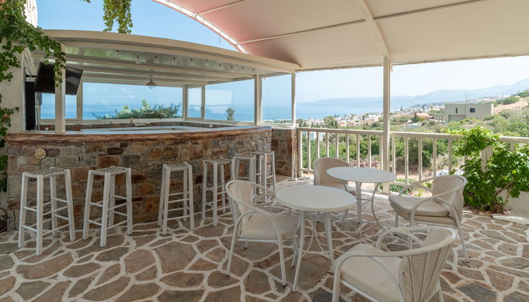 4* Korifi Suites Collection