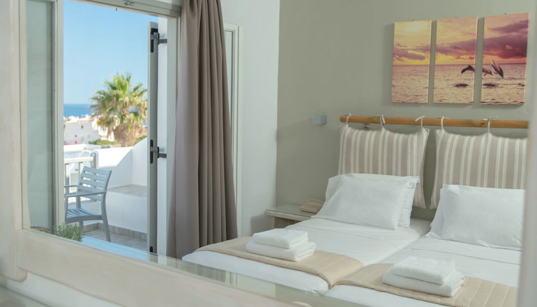 Summer Shades Paros