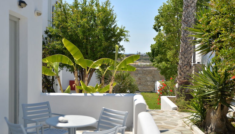 Summer Shades Paros