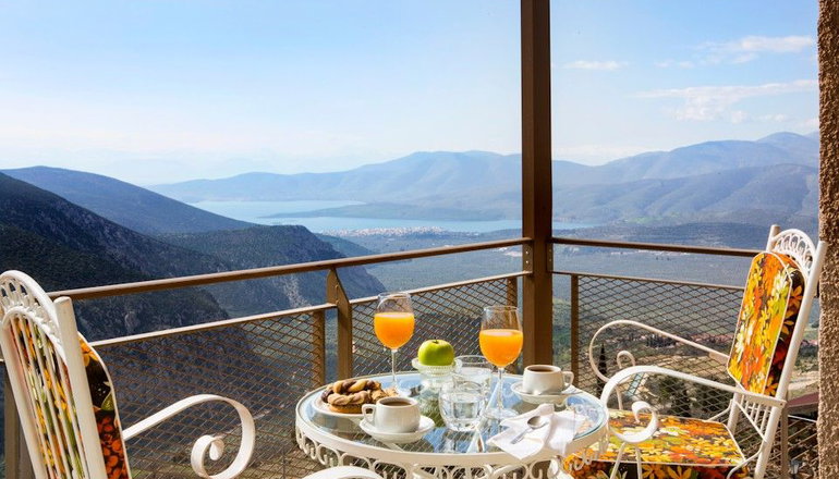 Nidimos Hotel