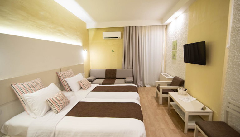 Nidimos Hotel