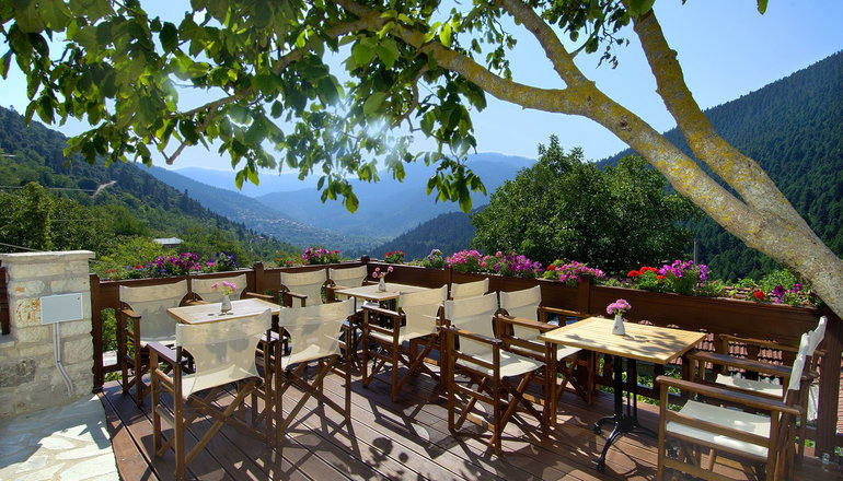 4* Emotions Country Resort - Καρπενήσι