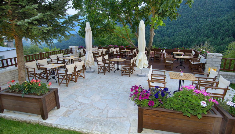 4* Emotions Country Resort - Καρπενήσι