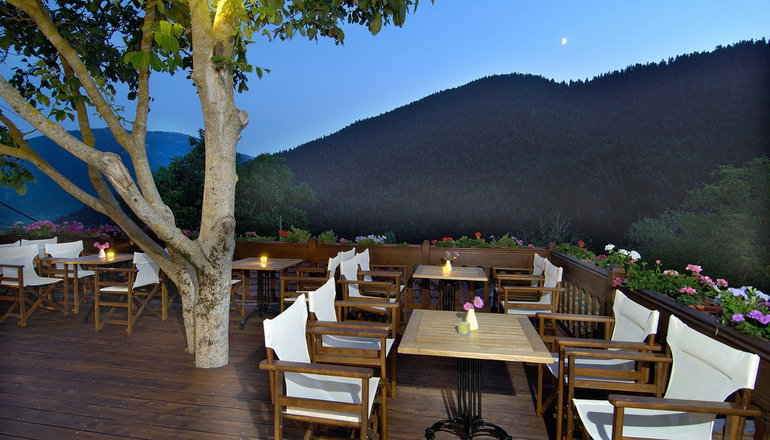 4* Emotions Country Resort - Καρπενήσι